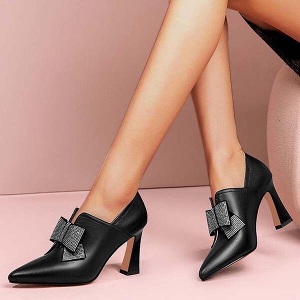 Talons d'été orthopédiques légers et de soutien