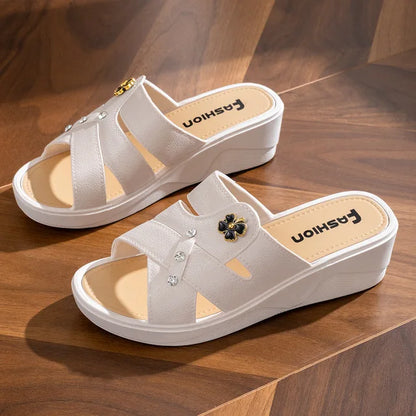 Chaussures orthopédiques polyvalentes et de soutien