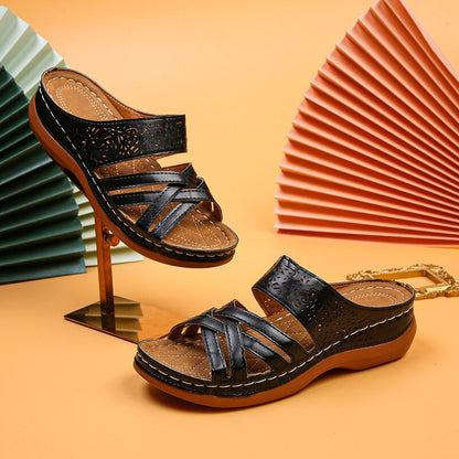 Chaussures à talon compensé et à plate-forme creuse pour femmes