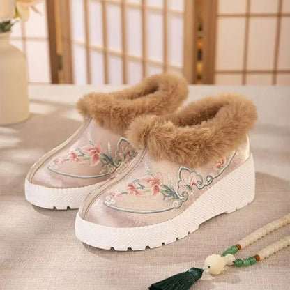 Chaussures orthopédiques confortables et à la mode