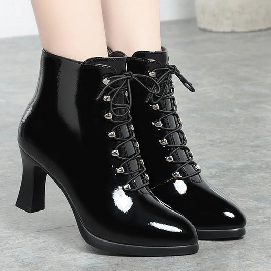 Bottes orthopédiques élégantes et confortables