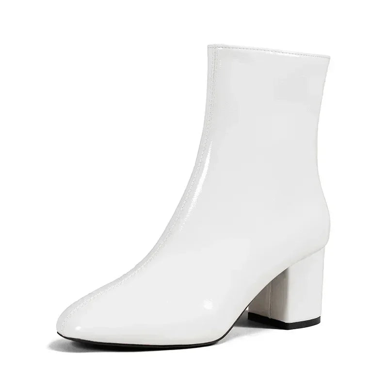 Bottes orthopédiques à la mode et de soutien