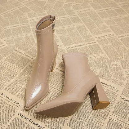 Bottes orthopédiques durables et de soutien