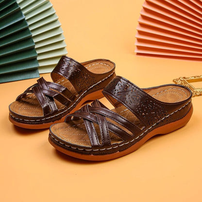 Chaussures à talon compensé et à plate-forme creuse pour femmes