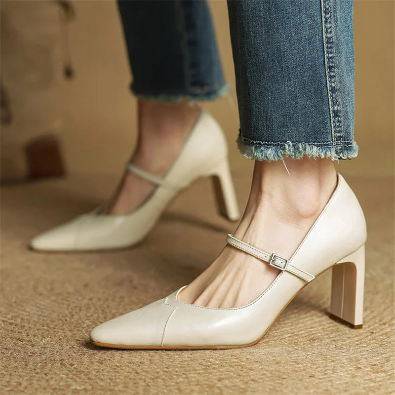 Talons d'été orthopédiques durables et de soutien