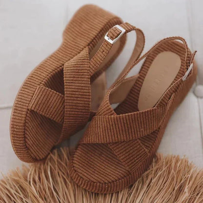 Lazy Suede Cross Strap Casual Sandals (Sandales à lanières croisées en daim)