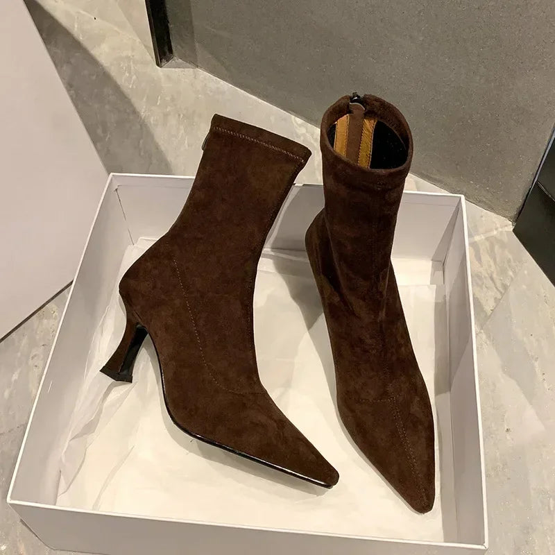 Bottes orthopédiques polyvalentes et de soutien