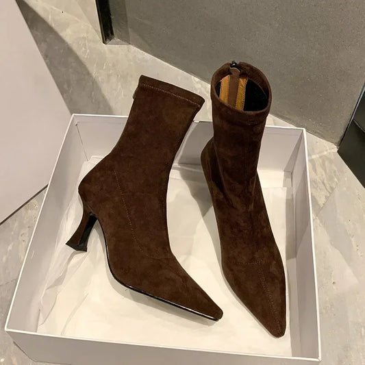 Bottes orthopédiques polyvalentes et de soutien