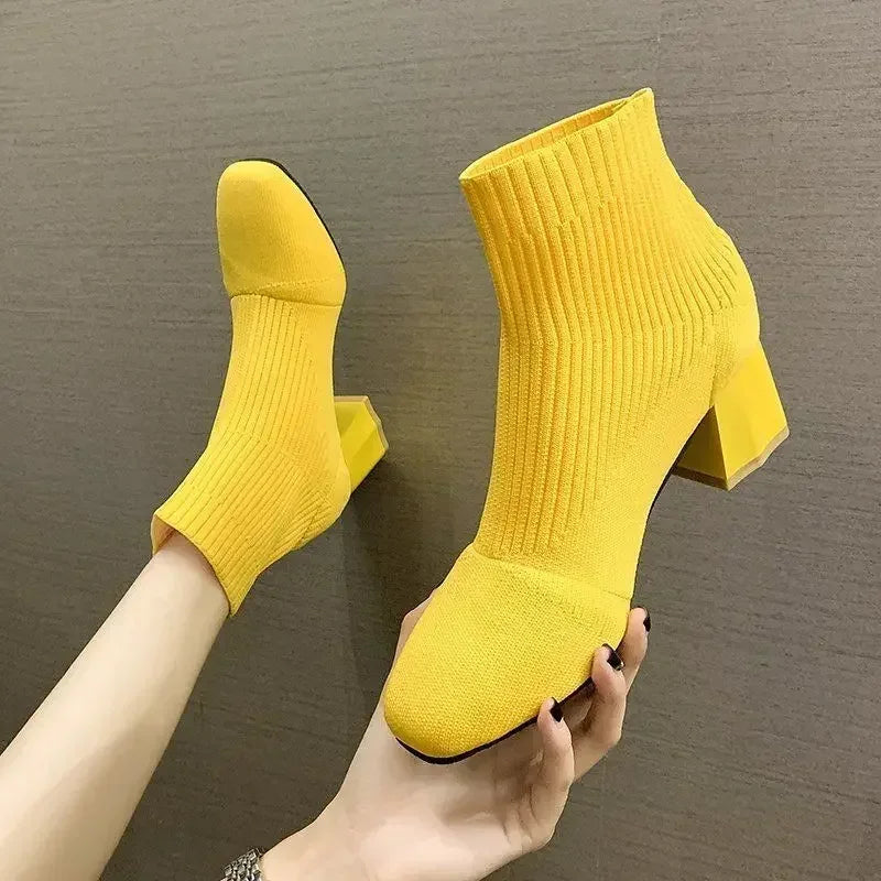 Talons orthopédiques confortables et à la mode