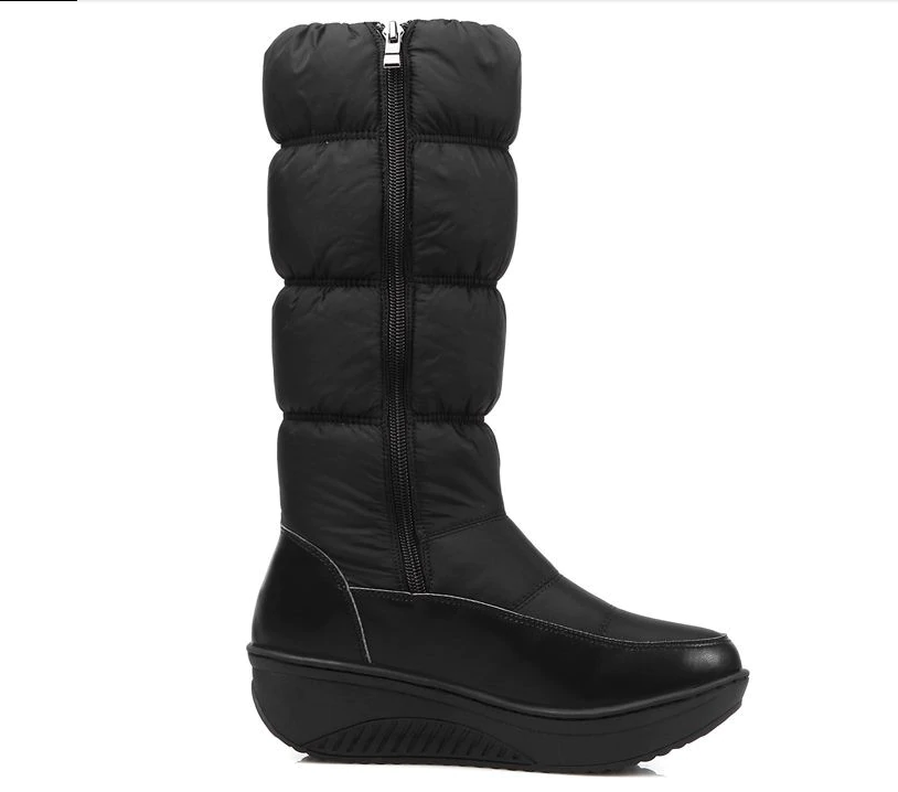 Bottes d'été élégantes et détaillées, offrant un bon soutien