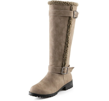 Bottes d'été élégantes et détaillées, offrant un bon soutien