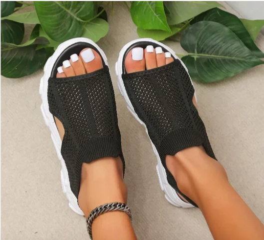 Sandales légères et glamour