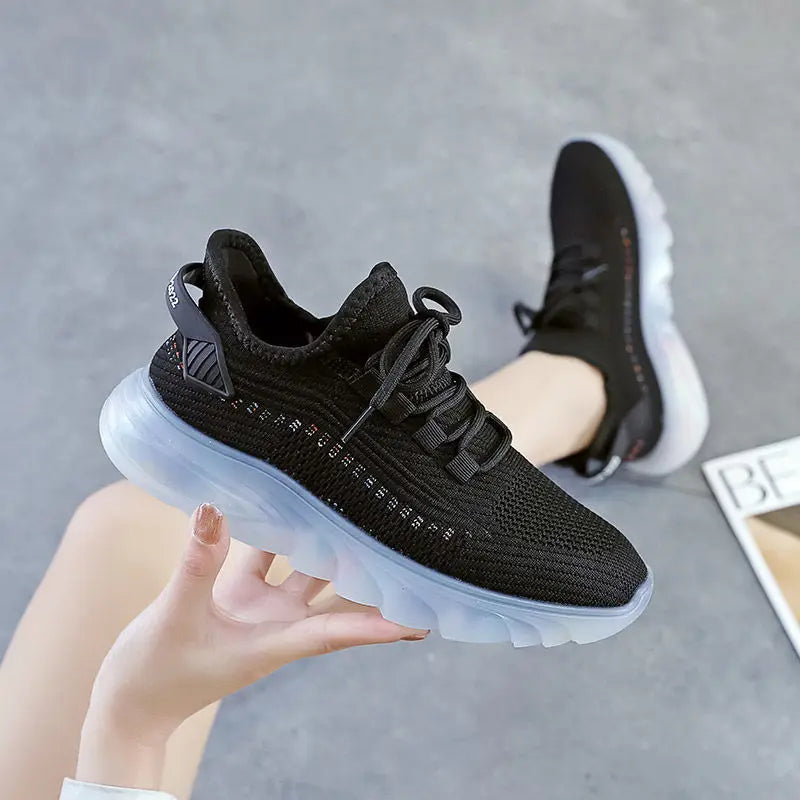 Chaussures de sport en maille pour femmes
