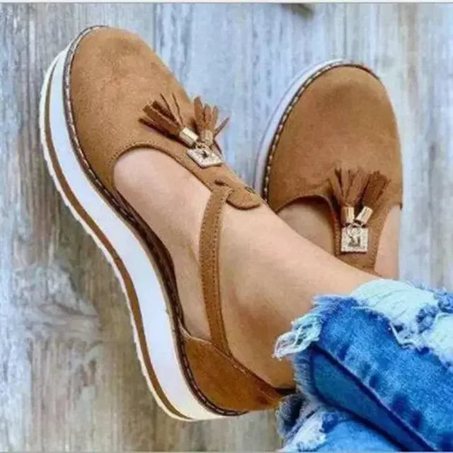 Chaussures orthopédiques de soutien et polyvalentes