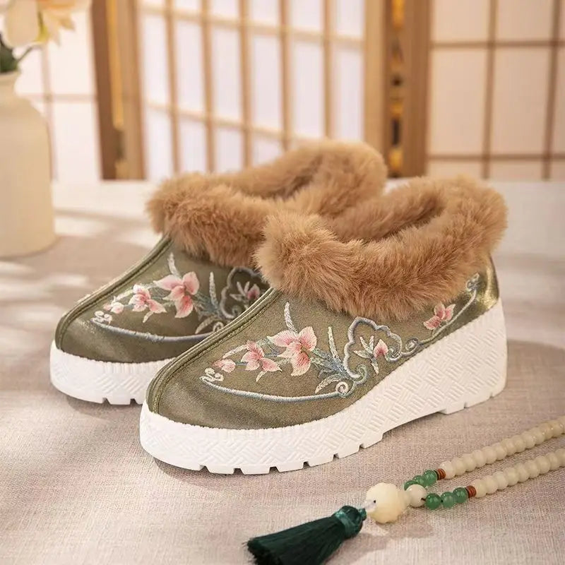 Chaussures orthopédiques confortables et à la mode