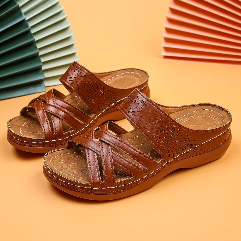 Chaussures à talon compensé et à plate-forme creuse pour femmes
