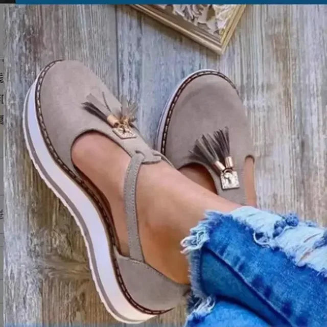 Chaussures orthopédiques de soutien et polyvalentes
