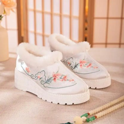 Chaussures orthopédiques confortables et à la mode