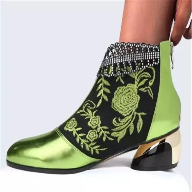 Bottes orthopédiques polyvalentes et de soutien