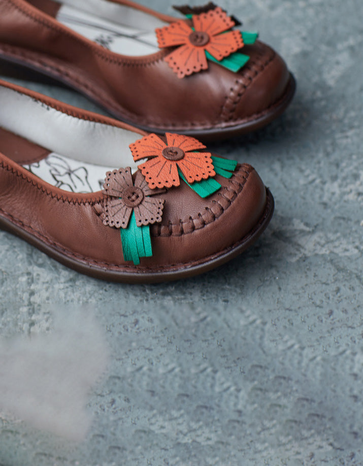 Chaussures rétro en cuir à fleurs
