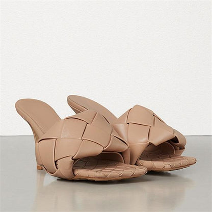 Talons orthopédiques d'été confortables et à la mode