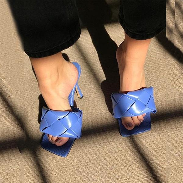 Talons orthopédiques d'été confortables et à la mode