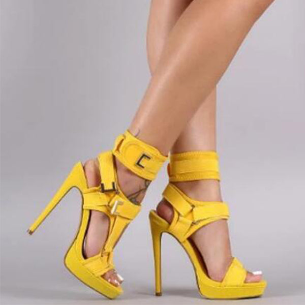 Talons d'été orthopédiques modernes et confortables
