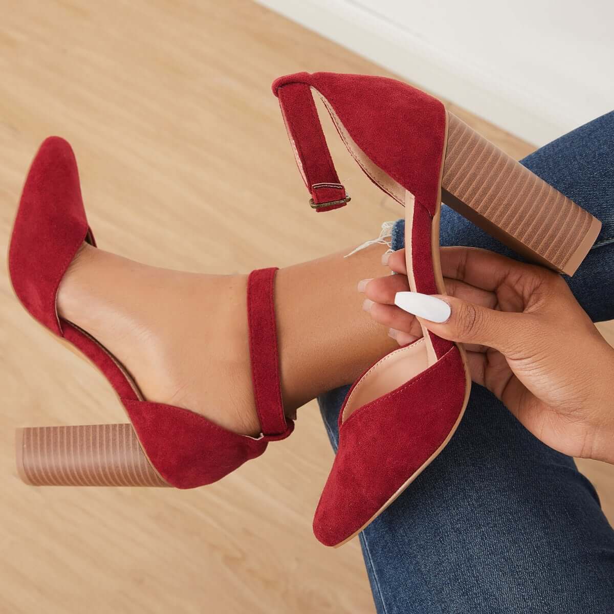 Talons d'été orthopédiques modernes et confortables