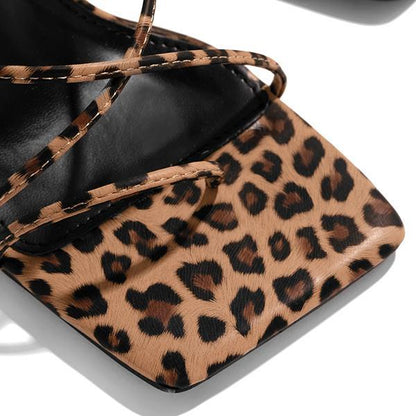 Talons orthopédiques confortables et élégants pour l'été