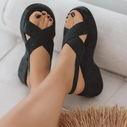 Lazy Suede Cross Strap Casual Sandals (Sandales à lanières croisées en daim)