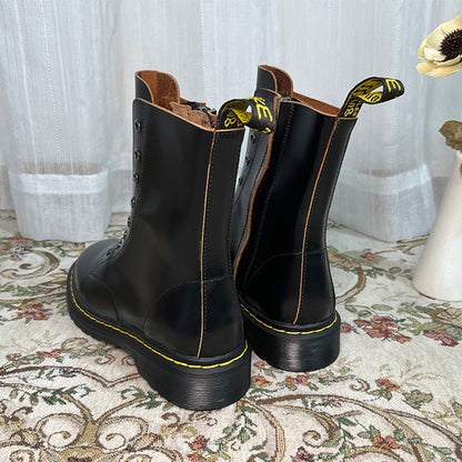 Bottes d'été élégantes et détaillées, offrant un bon soutien