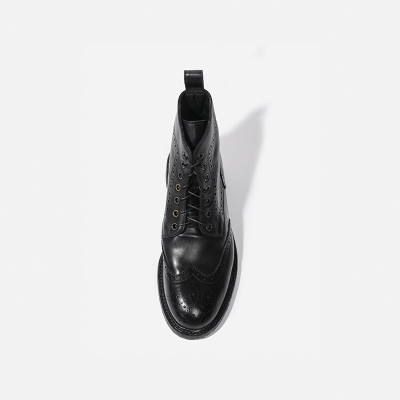 Bottes d'été élégantes et détaillées, offrant un bon soutien