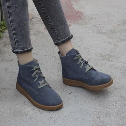 Bottes d'été élégantes et détaillées, offrant un bon soutien