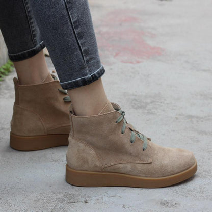 Bottes d'été élégantes et détaillées, offrant un bon soutien