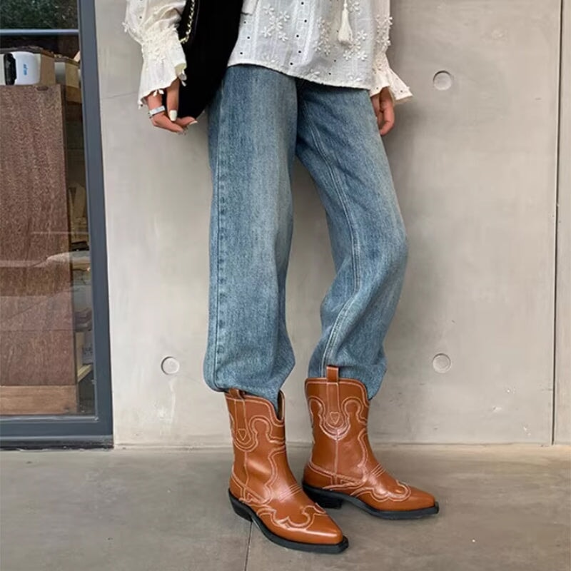 Bottes d'été orthopédiques à la mode et offrant un bon soutien