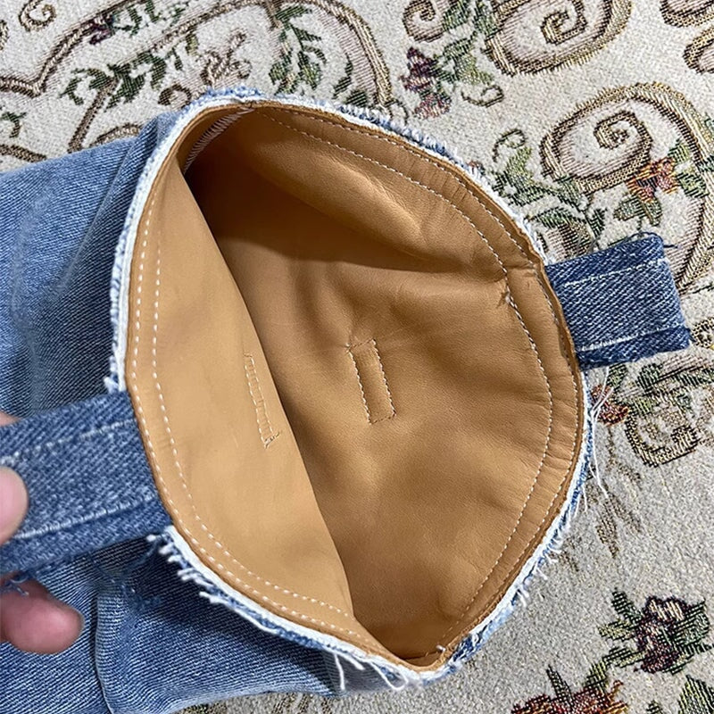 Bottes d'été élégantes et détaillées, offrant un bon soutien