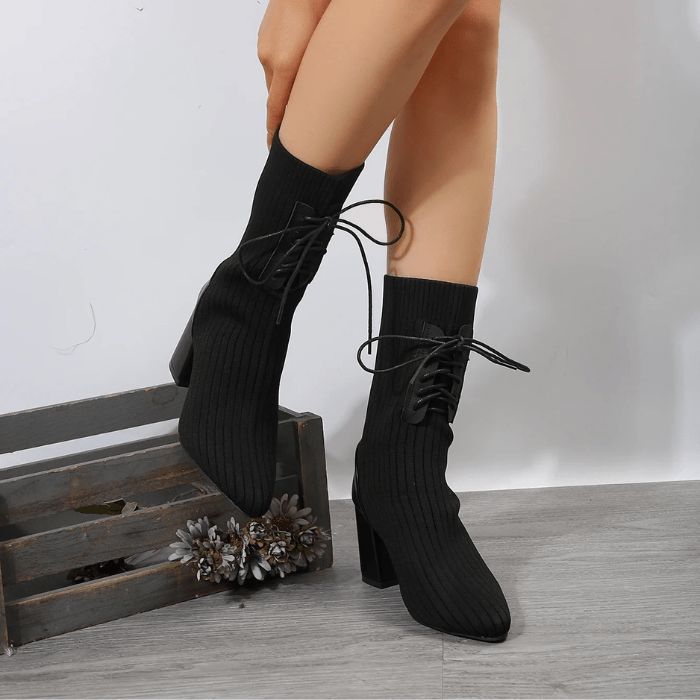 Bottines orthopédiques de soutien et à la mode
