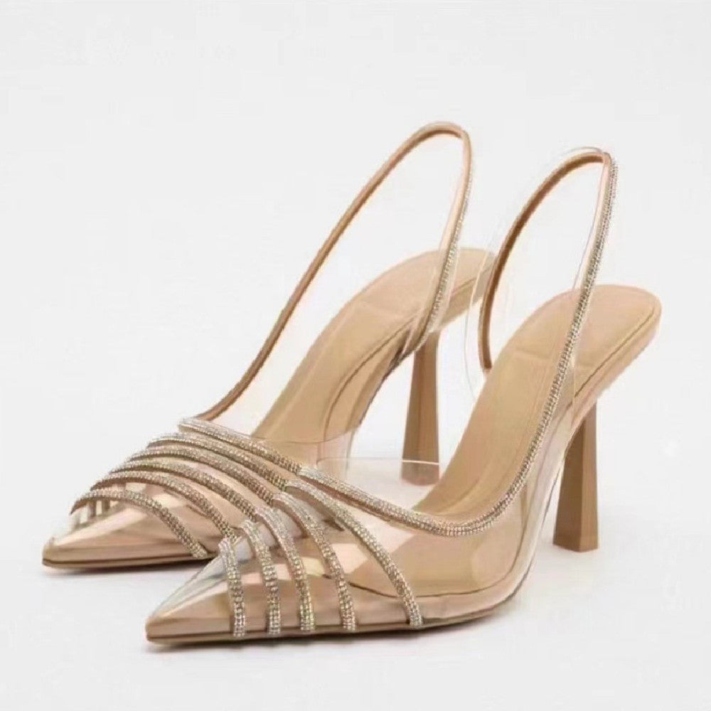 Talons hauts élégants à bouts pointus et transparents