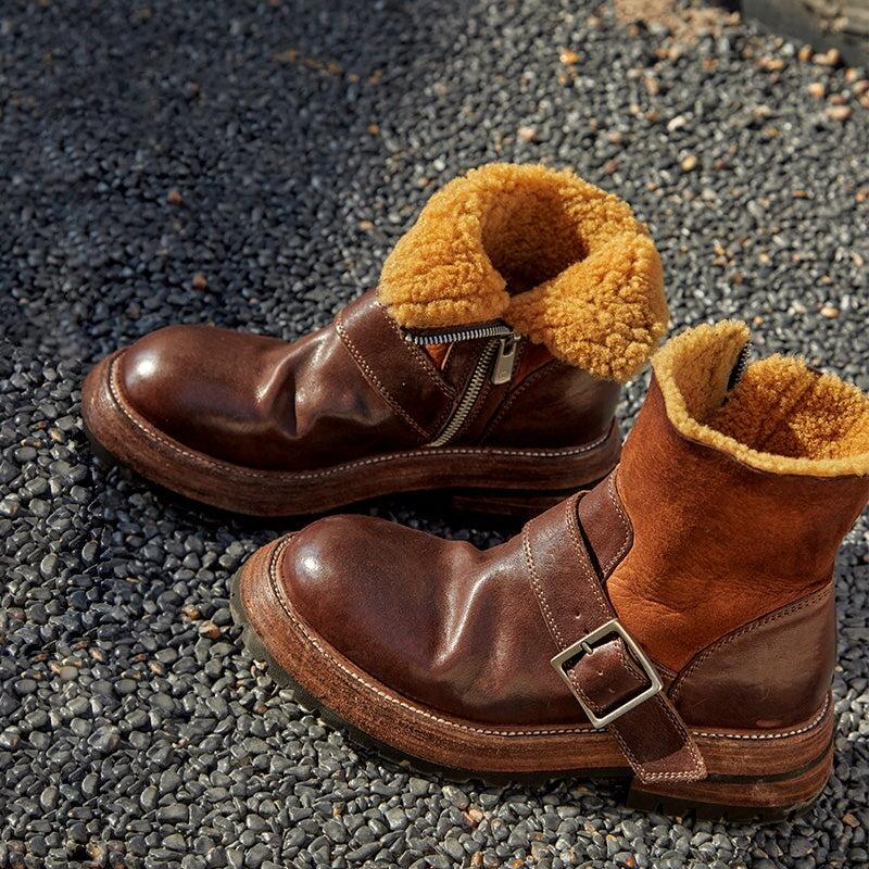 Bottes d'été élégantes et détaillées, offrant un bon soutien