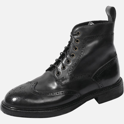 Bottes d'été élégantes et détaillées, offrant un bon soutien