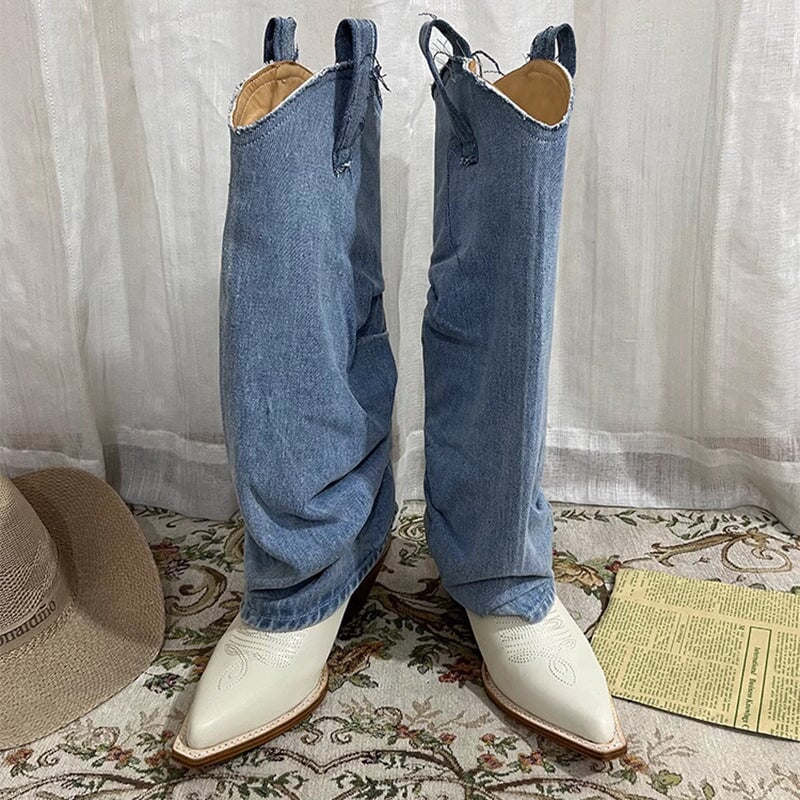 Bottes d'été élégantes et détaillées, offrant un bon soutien