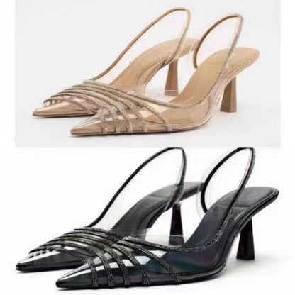 Talons hauts élégants à bouts pointus et transparents