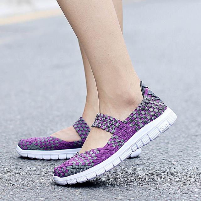 Chaussures d'été orthopédiques de soutien sur mesure
