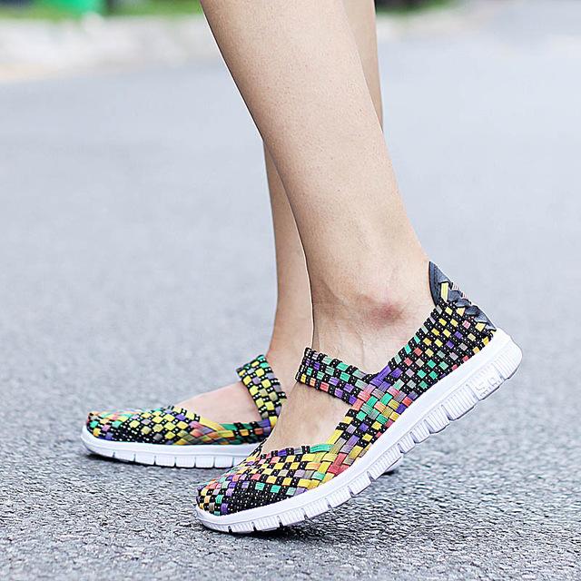 Chaussures d'été orthopédiques de soutien sur mesure