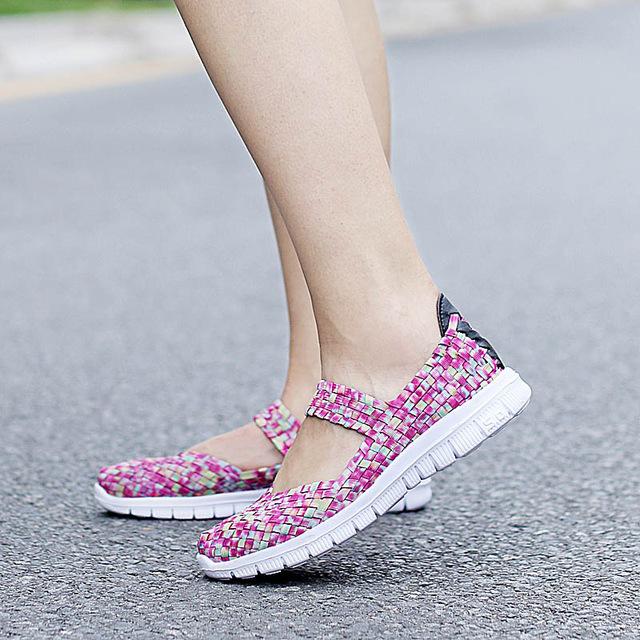 Chaussures d'été orthopédiques de soutien sur mesure