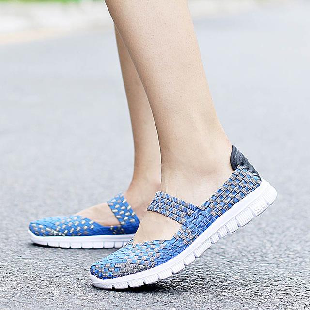 Chaussures d'été orthopédiques de soutien sur mesure