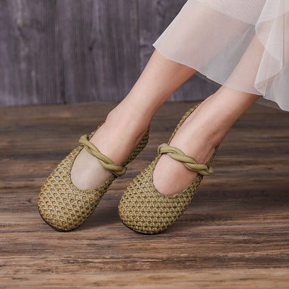 Chaussures d'été orthopédiques à la fois souples et confortables