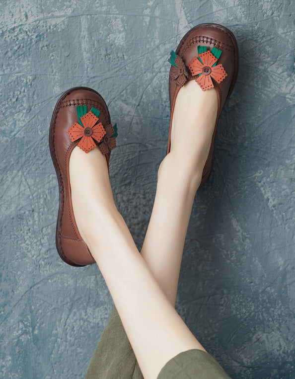 Chaussures rétro en cuir à fleurs