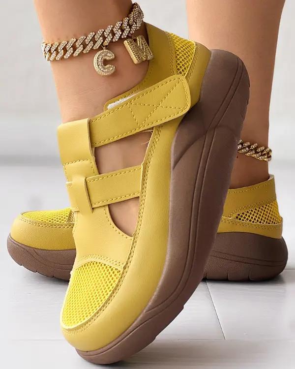Mocassins respirants à plateforme et à velcro creux