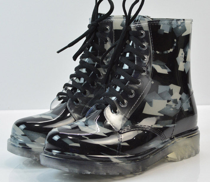 Bottes d'été orthopédiques intemporelles et confortables